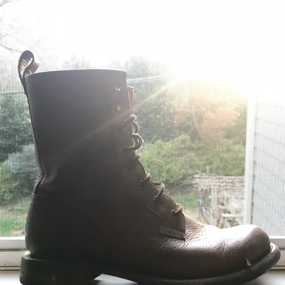 Frye Veronica combat boots. Size 8.5. - Picture 5 of 8